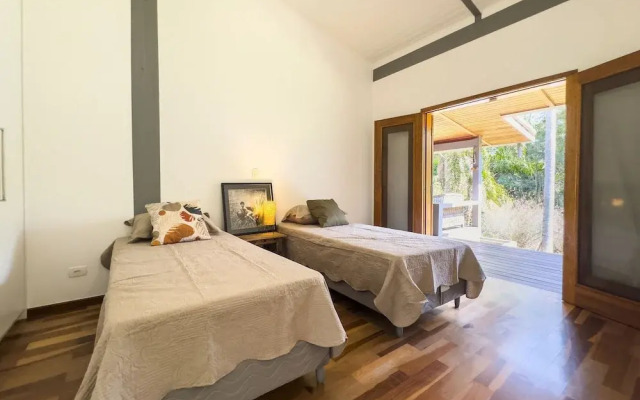 Arquitetura única na Granja Viana