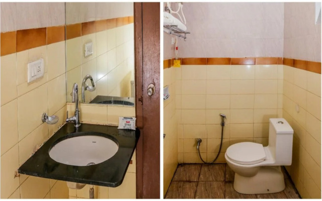 Mother Palace by OYO Rooms