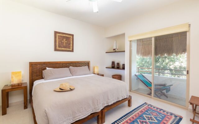 Secret Garden Oasis 3BR Penthouse