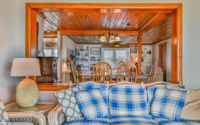 Emotional Rescue - Downstairs