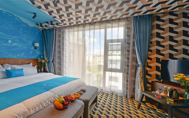 U Hotel