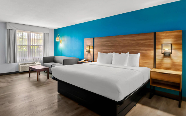 Clarion Inn Falls Church - Arlington