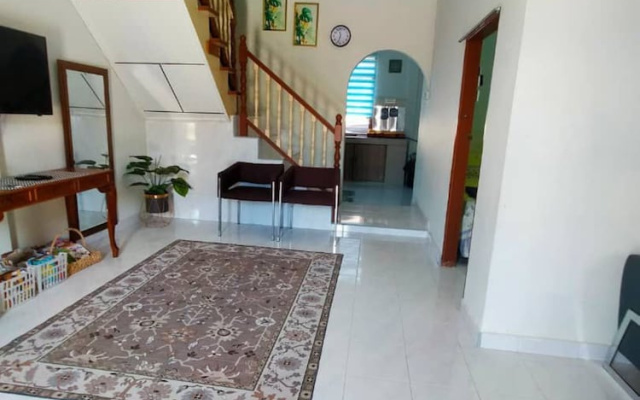 Homestay Selesa KBB 2 Guest House