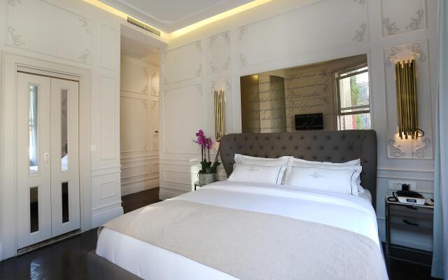 Fuga Hotel Constantinidis