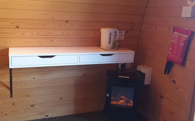 The Little Hide - Adult Only Camping Pods