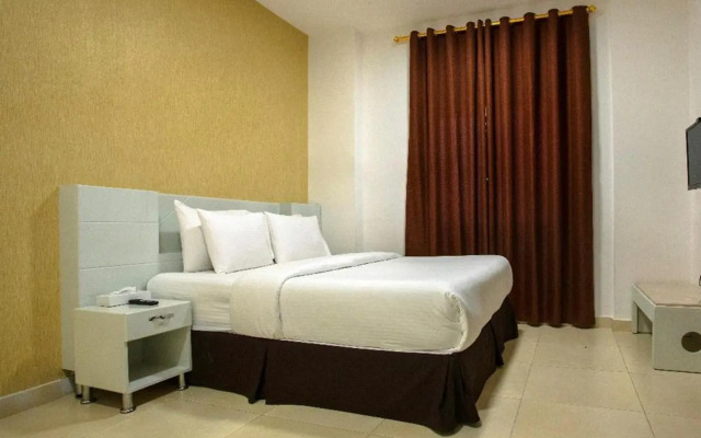 Star Emirates Inn