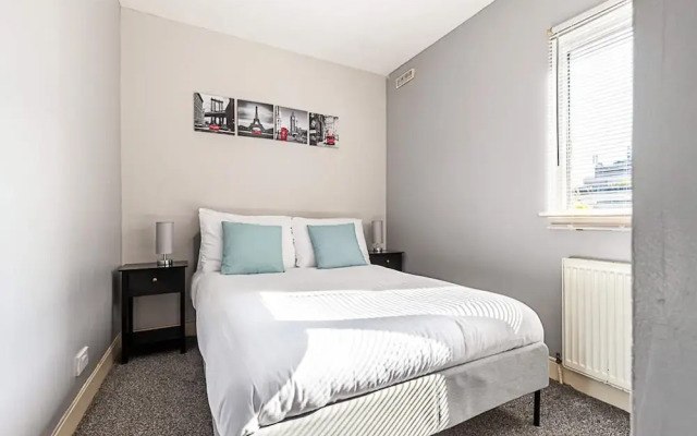 Stylish City Retreat