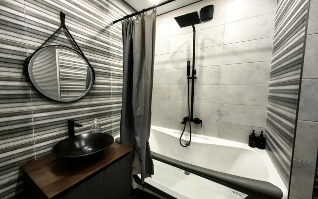 Апартаменты на улице 60 лет Октября 12А к2