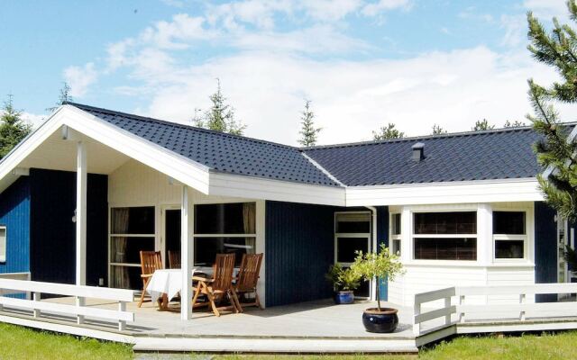 Lovely Holiday Home With Sauna in Fårvang