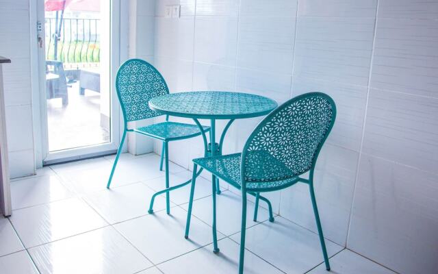 Earls Court Spintex Apartment
