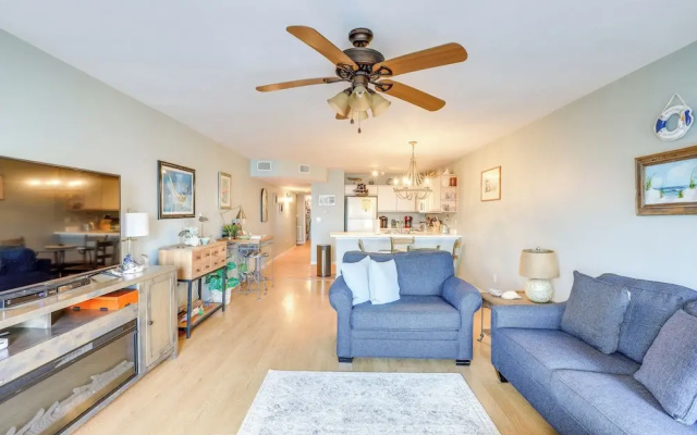 Beach & Pool Access at Condo on Cedar Key!