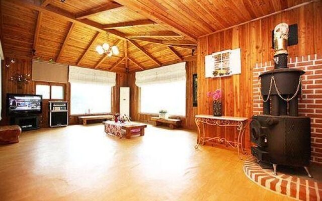 Gapyeong Lakeside View Pension