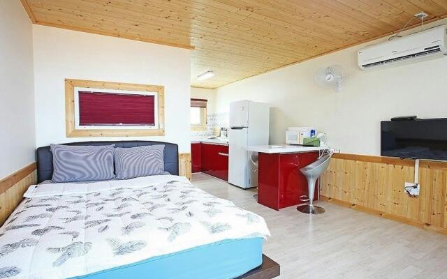 Saryangdo Island Dandihae Pension