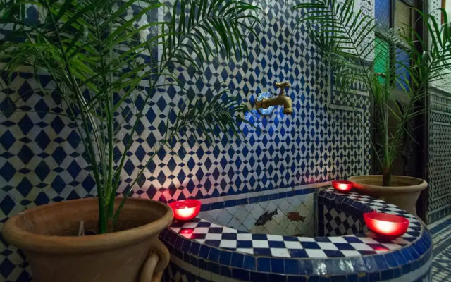 Room-riad Taha - Roukia Room