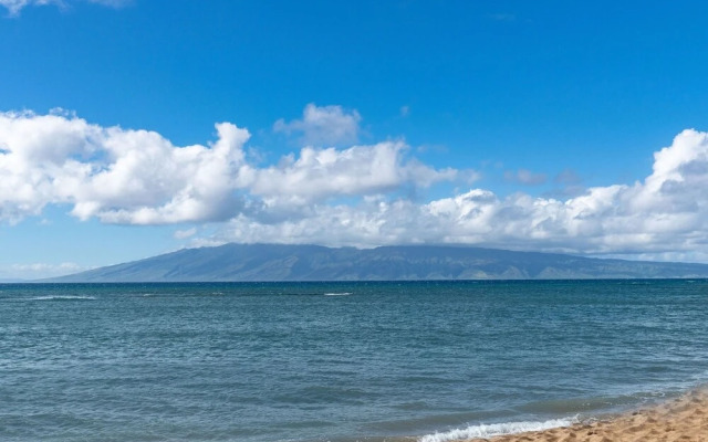 Royal Kahana 602 Condo by Redawning