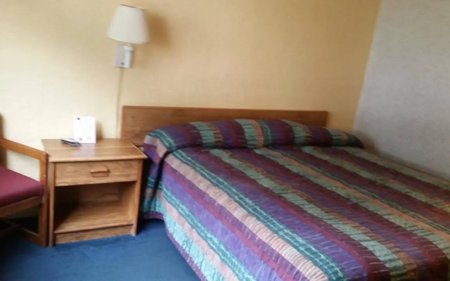 Motel 6-Moline, IL