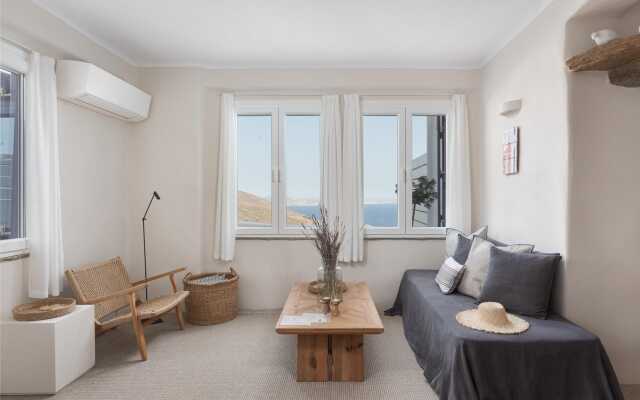 Morfes Luxury Apartments