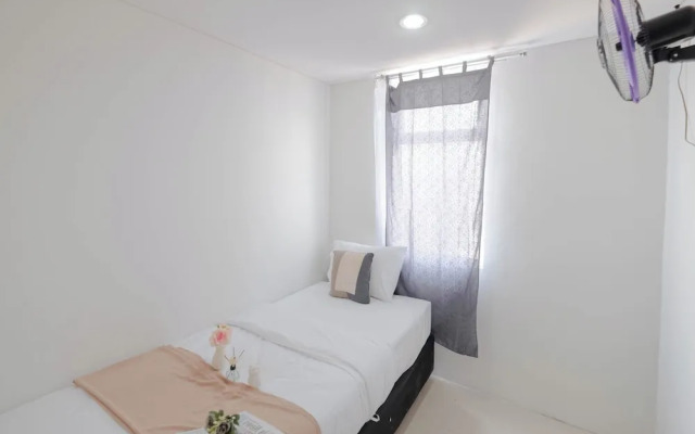 Cozy Living 2Br Apartment At Vittoria Residence