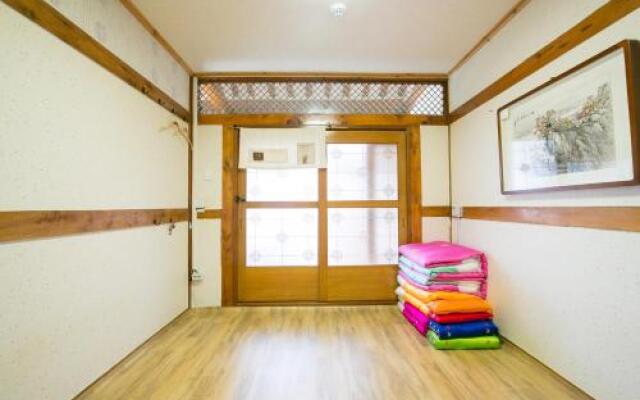 Ddlanche Hanok Stay Guesthouse