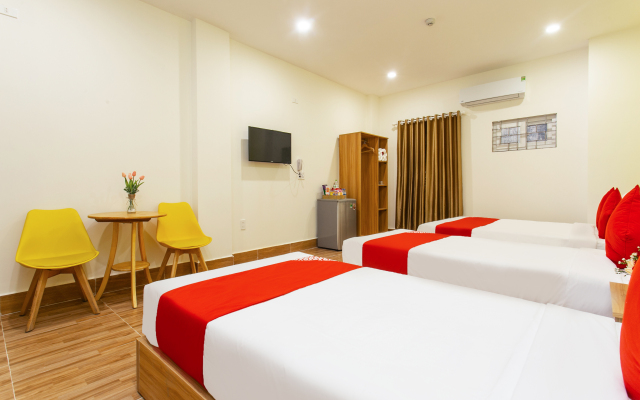 OYO 658 Euro Gold House And Coffee