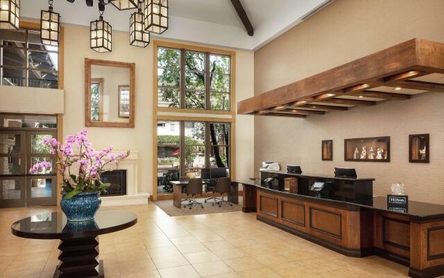 DoubleTree by Hilton Claremont