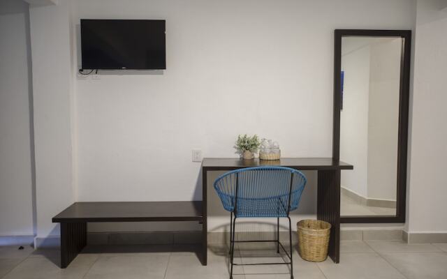 Hotel Camino Del Sol
