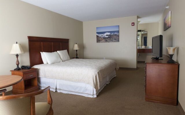 Admiral's Inn Resort