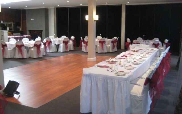 Checkers Resort & Conference Centre