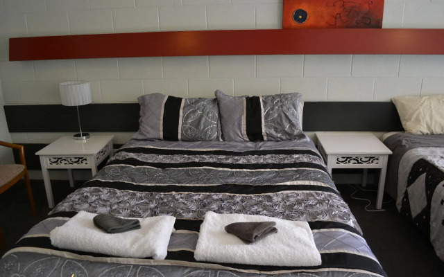 The Grampians Motel & The Views Restaurant