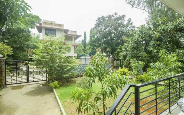 OYO 14937 Nature's Retreat