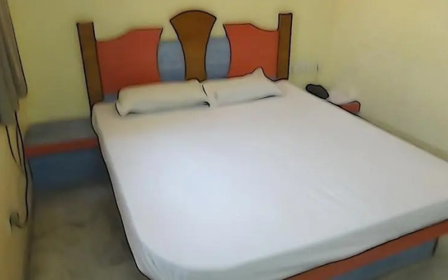 Hotel Gush International