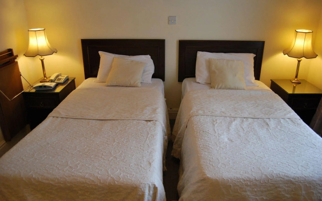 Olivers Lodge Hotel