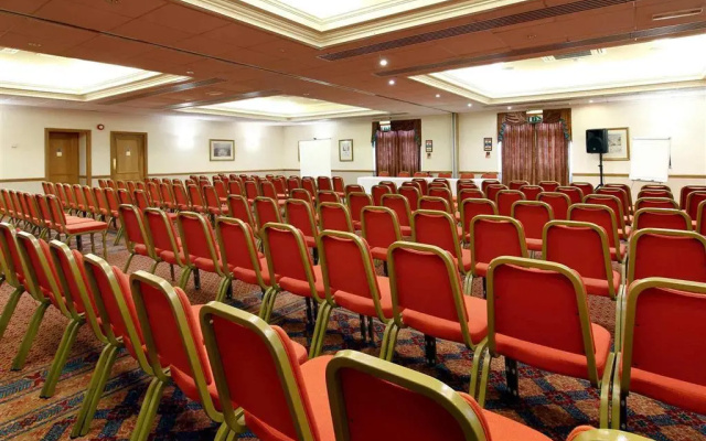 Mercure Swindon South Marston Hotel and Spa