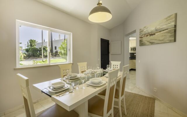 Vale do Lobo Premium Stay