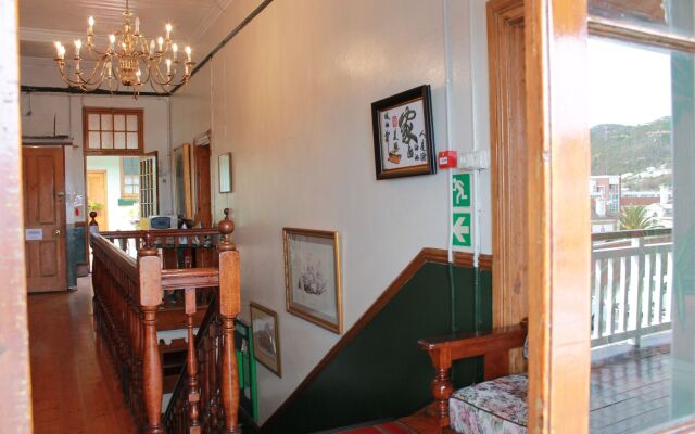 Central Hotel Guest House