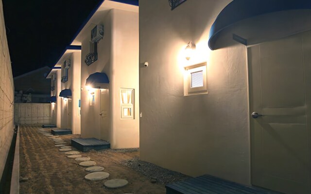 Namhae Blue & White Pension