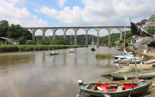 1 River Cottage