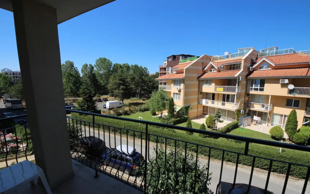 Menada Diamond Bay Apartments