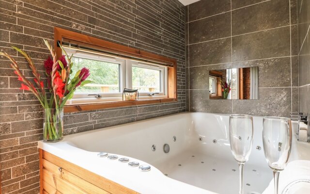 5 Faraway Fields, Liskeard
