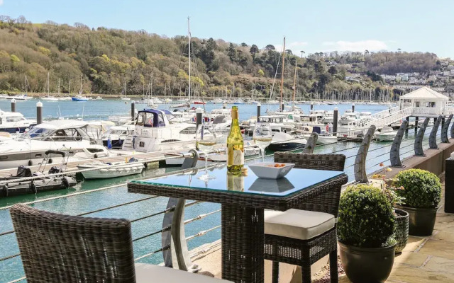 Quayside, Dart Marina