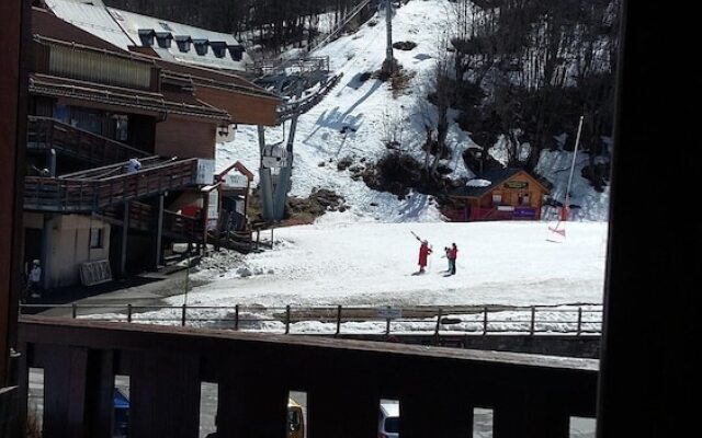 Tigny37 Studio Cabin 4 People 2 Exposed South-east