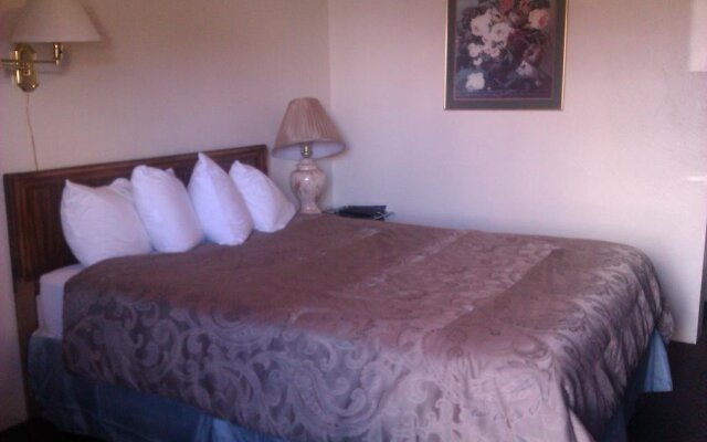 Fir Grove Motel