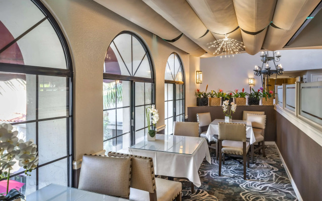 Best Western Plus Carpinteria Inn