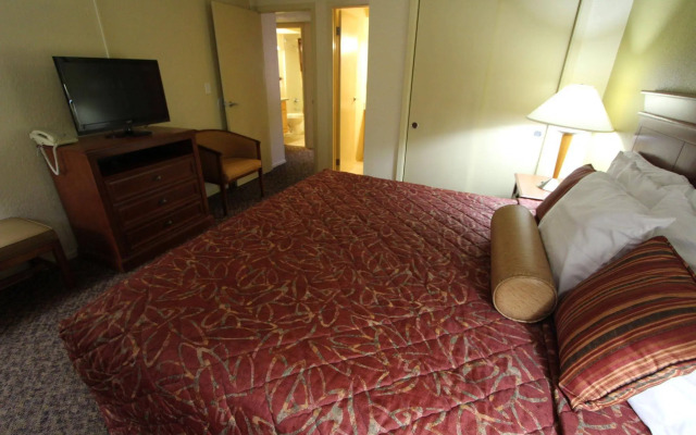 Crown Point Resort