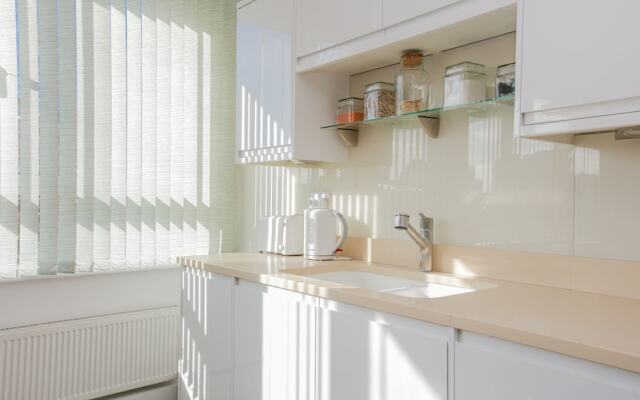 2 Bedroom Apartment in Central London
