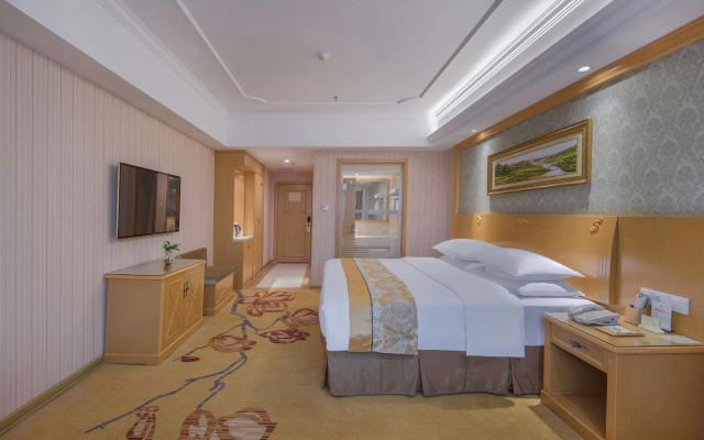 Vienna Hotel Guangxi Nanjing Nanhu Park – Guest Rooms – Nanning