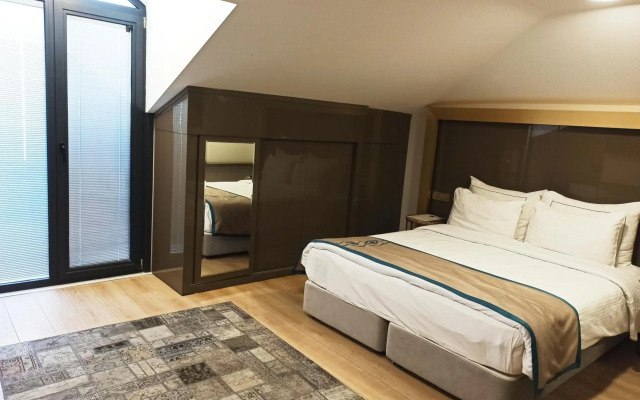 Peyk Hotel