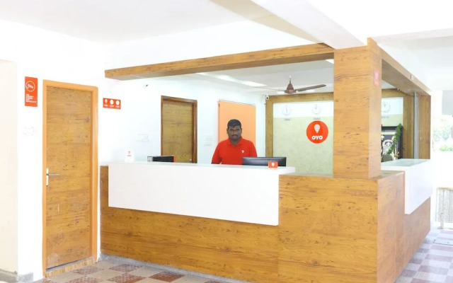 Moukthi Apartment By OYO Rooms