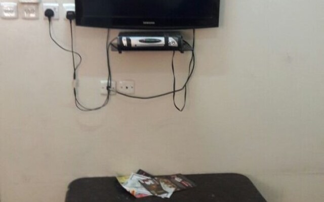 Omseyat Al Sharq Furnished Units 2