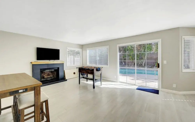 A- Zlv Home 2